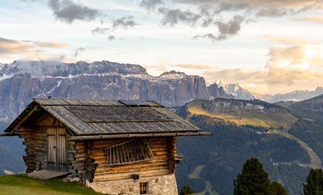 Ortisei Burning Dolomites tour Sëurasas