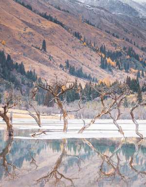 Jiuzhai Valley National Park in winter