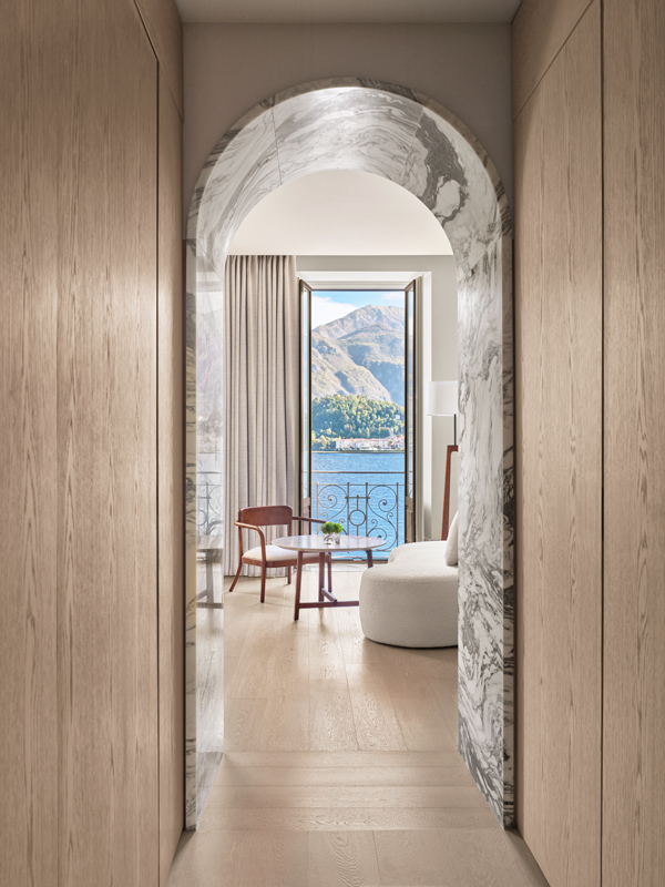 the balcony of the Lake Como EDITION