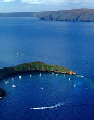 Molokini Crater, maui guide