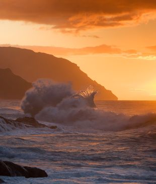 <p><i>Local bites and perfect waves</i>: slow down in <strong>Kaua’i</strong></p>