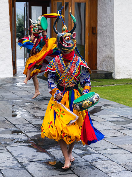 Amankora dance performance