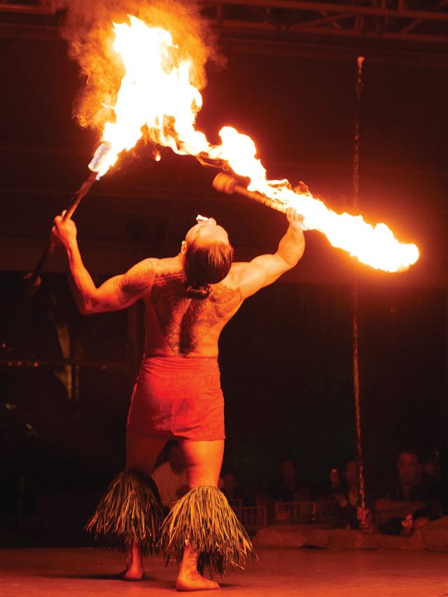 fire dancing at Lū‘au Kalamaku