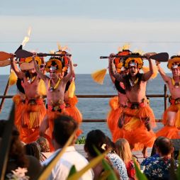 Voyagers of the Pacific lū‘au at the Royal Kona Resort