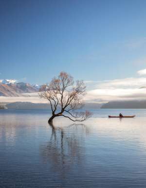 Lake Wānaka in winter