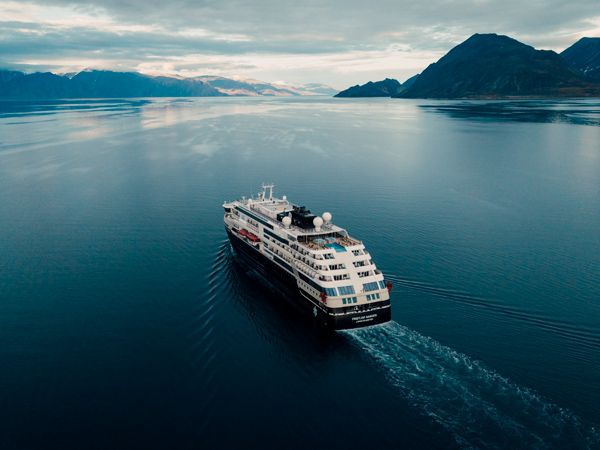 northwest passage ship