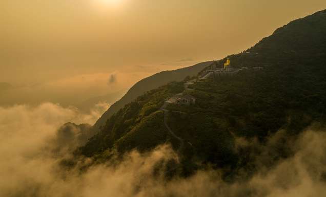 Yen Tu Mountain