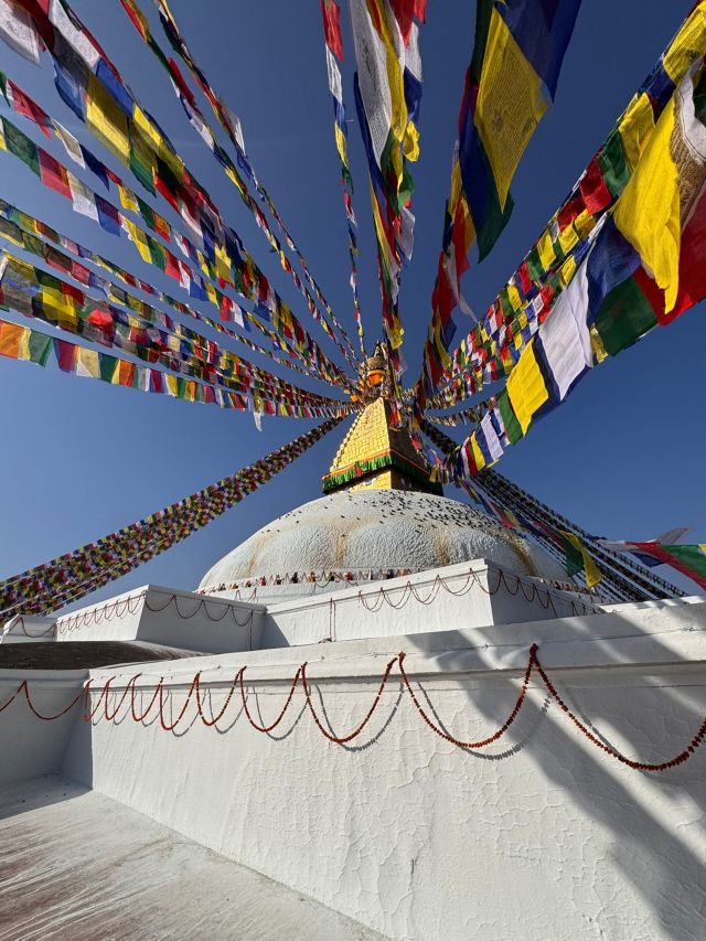 bouda stupa prayer flags