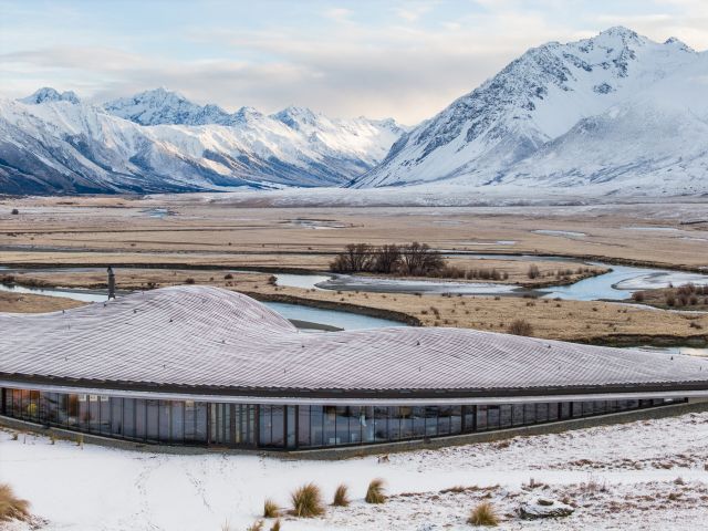 The Lindis Lodge in Ahuriri Valley