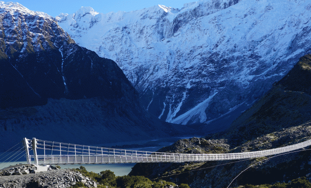 Aoraki/Mount Cook suspension bridge