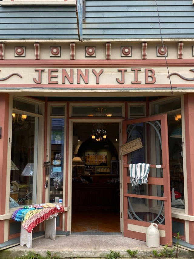 Jenny's Jib, a shop in Lunenberg