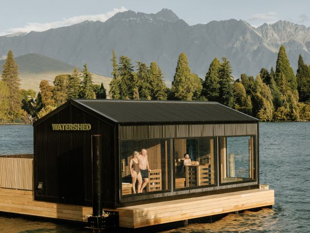 Watershed sauna, Iceland