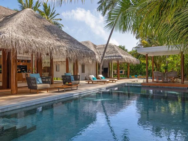 Anantara Kihavah, Maldives