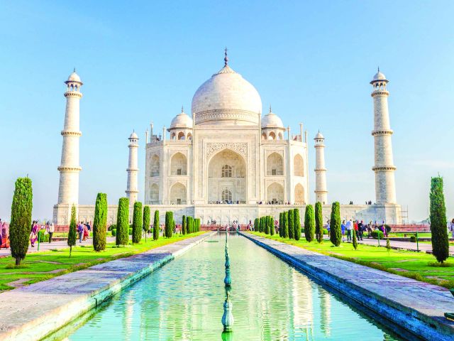 Morning view of Taj Mahal, Agra, India