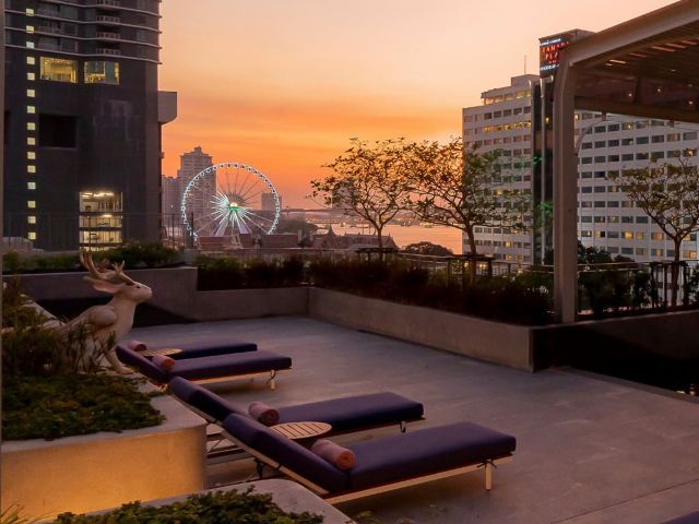 The Salil Hotel, Riverside
