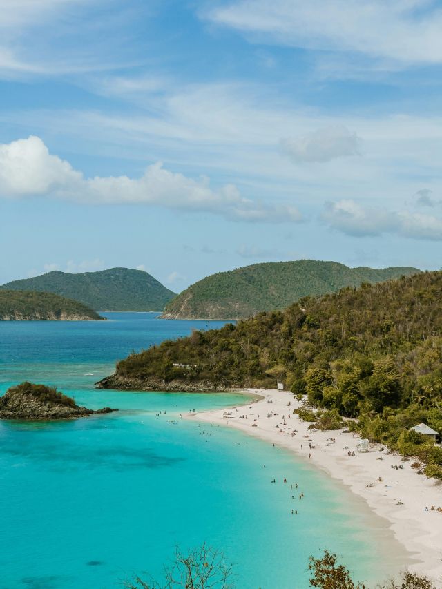 Trunk Bay beach in The Caribbean
