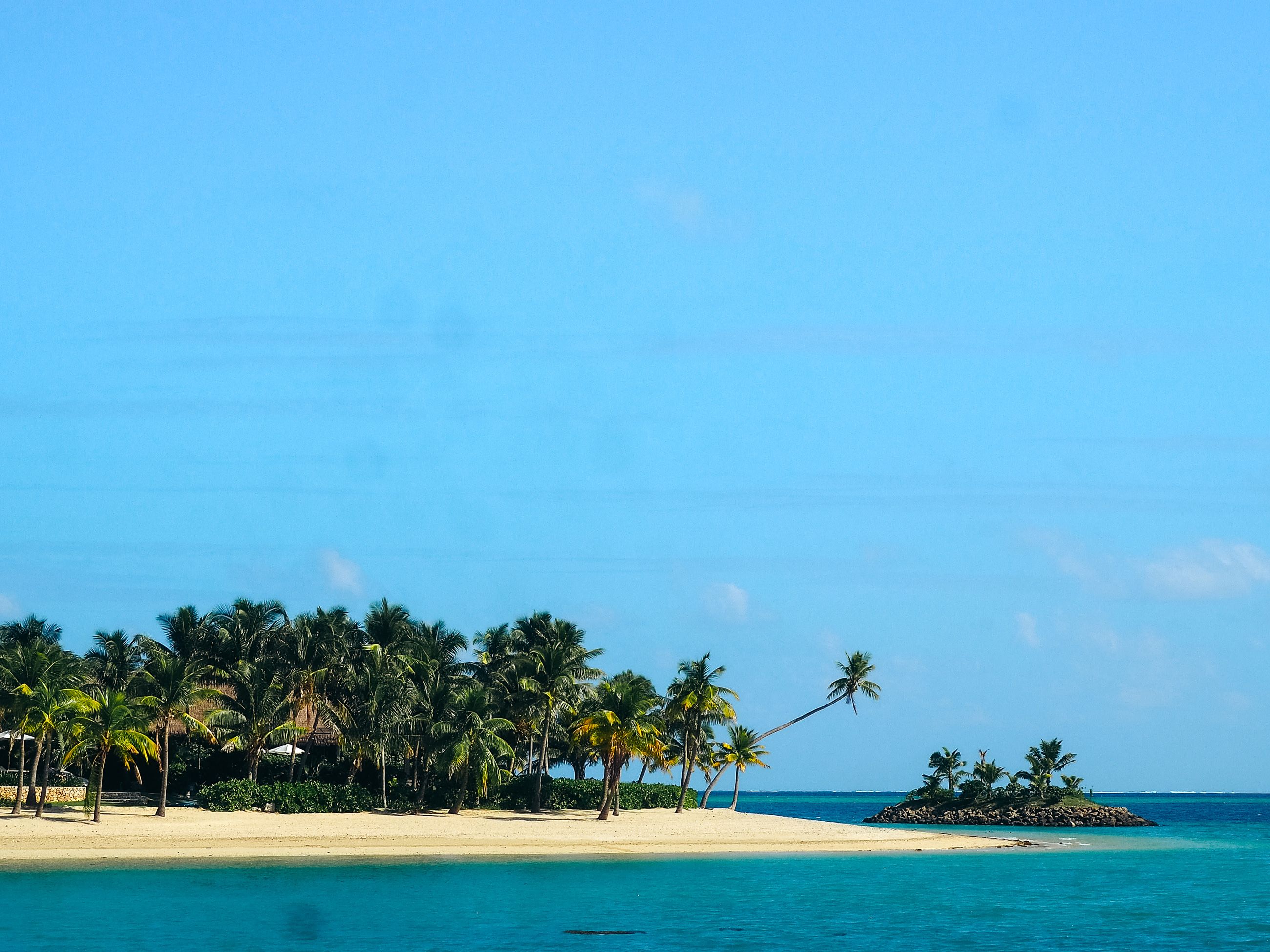 the beach scene in Fiji