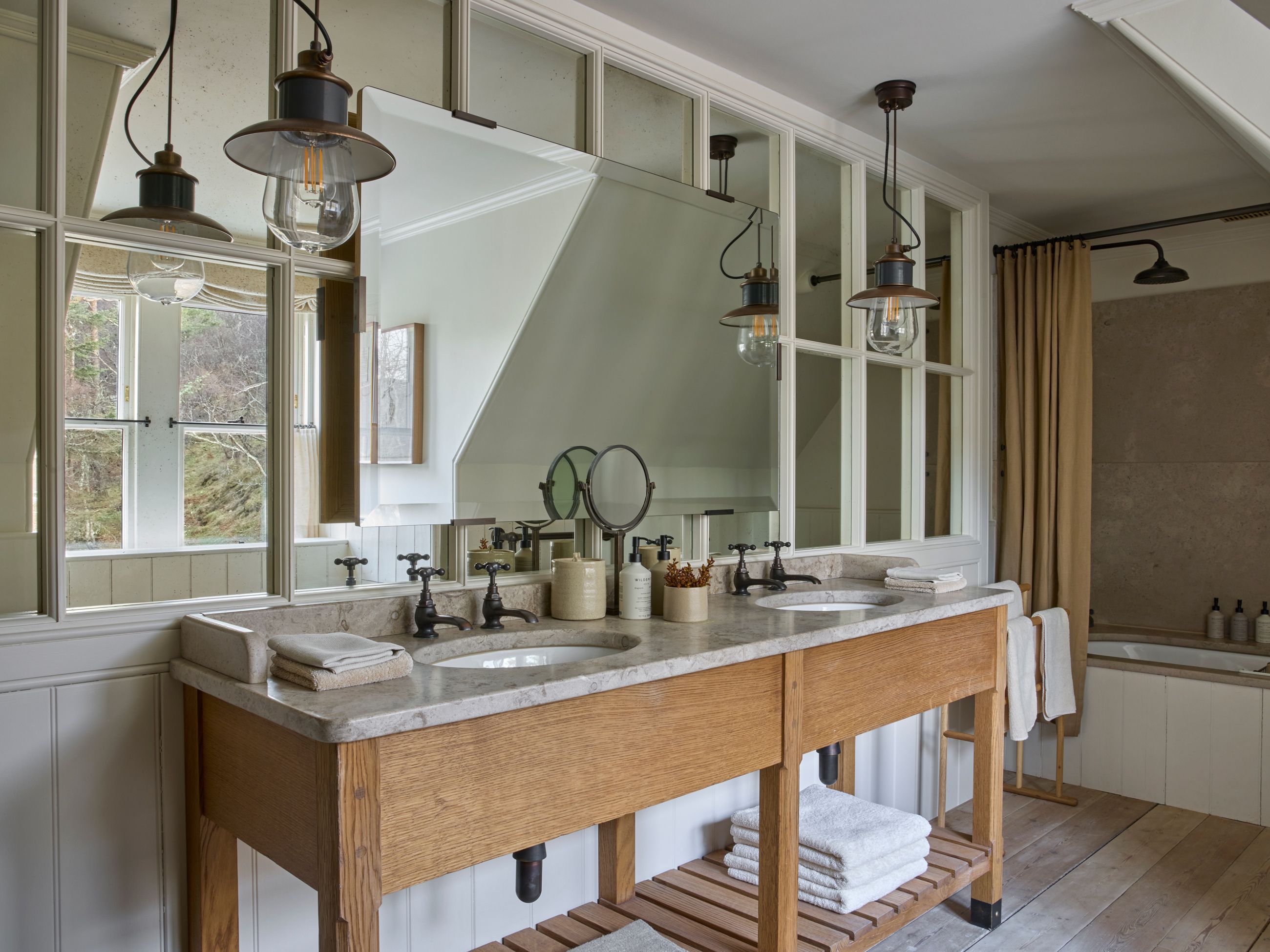 a double vanity bathroom in Hope Lodge Scotland
