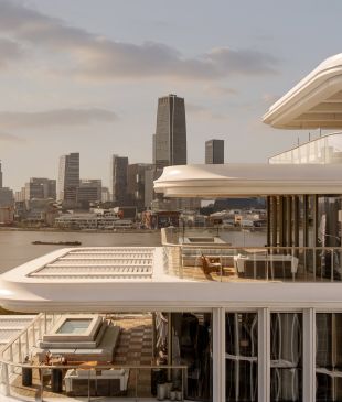 <p>The best <strong>Shanghai</strong> <em>hotels</em> for every kind of trip</p>
<p> </p>