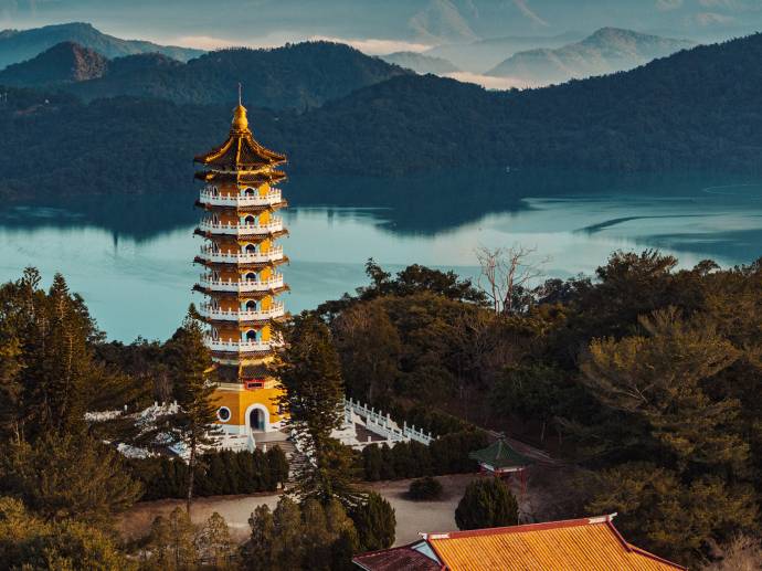 Sun Moon Lake taiwan