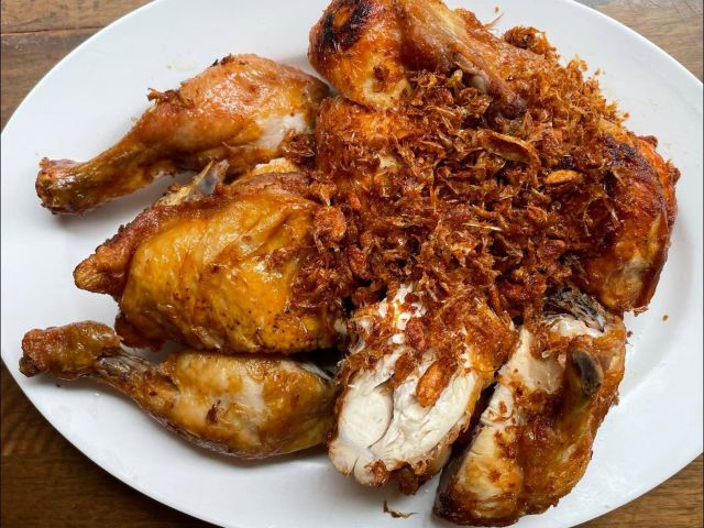 Polo Fried Chicken, Bangkok