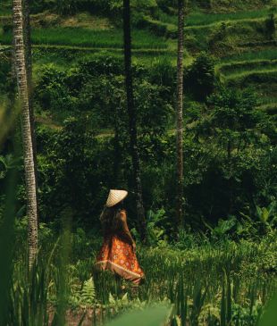 <p>10 <em>unforgettable getaways</em> that are <em>close to home </em>for Aussie travellers</p>