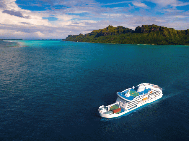 French Polynesia cruise
