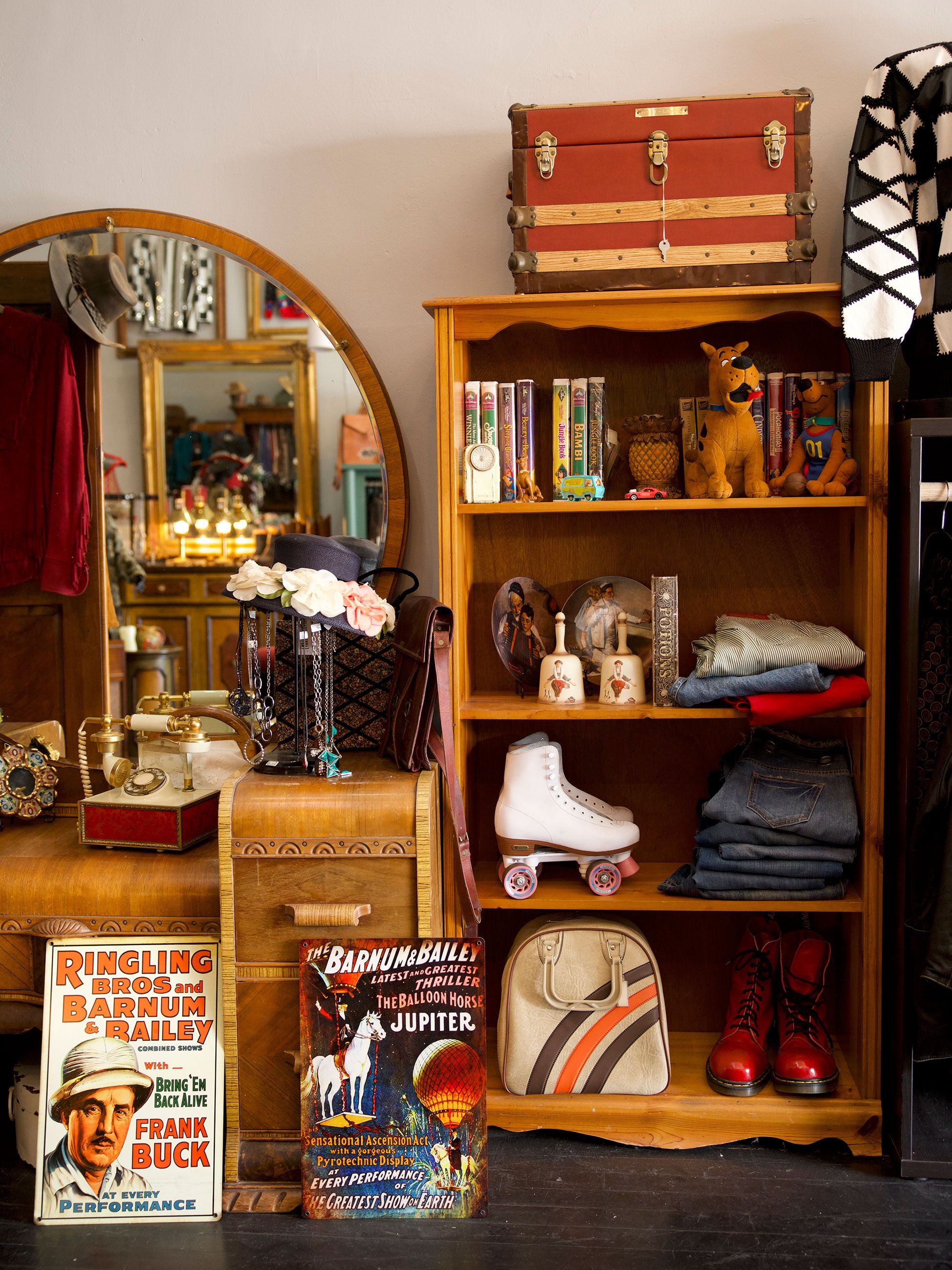 Highland Park vintage shop