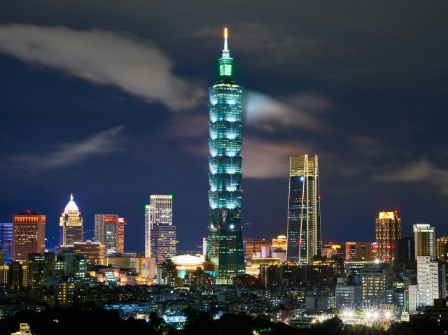 Taipei 101 lit up at night