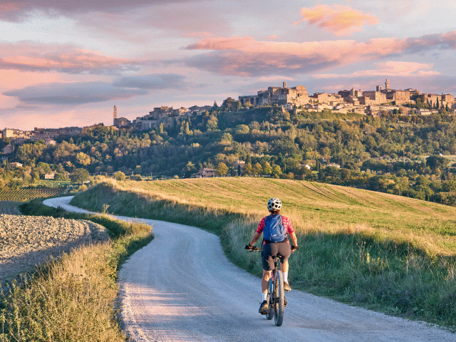 cycling in Tuscany