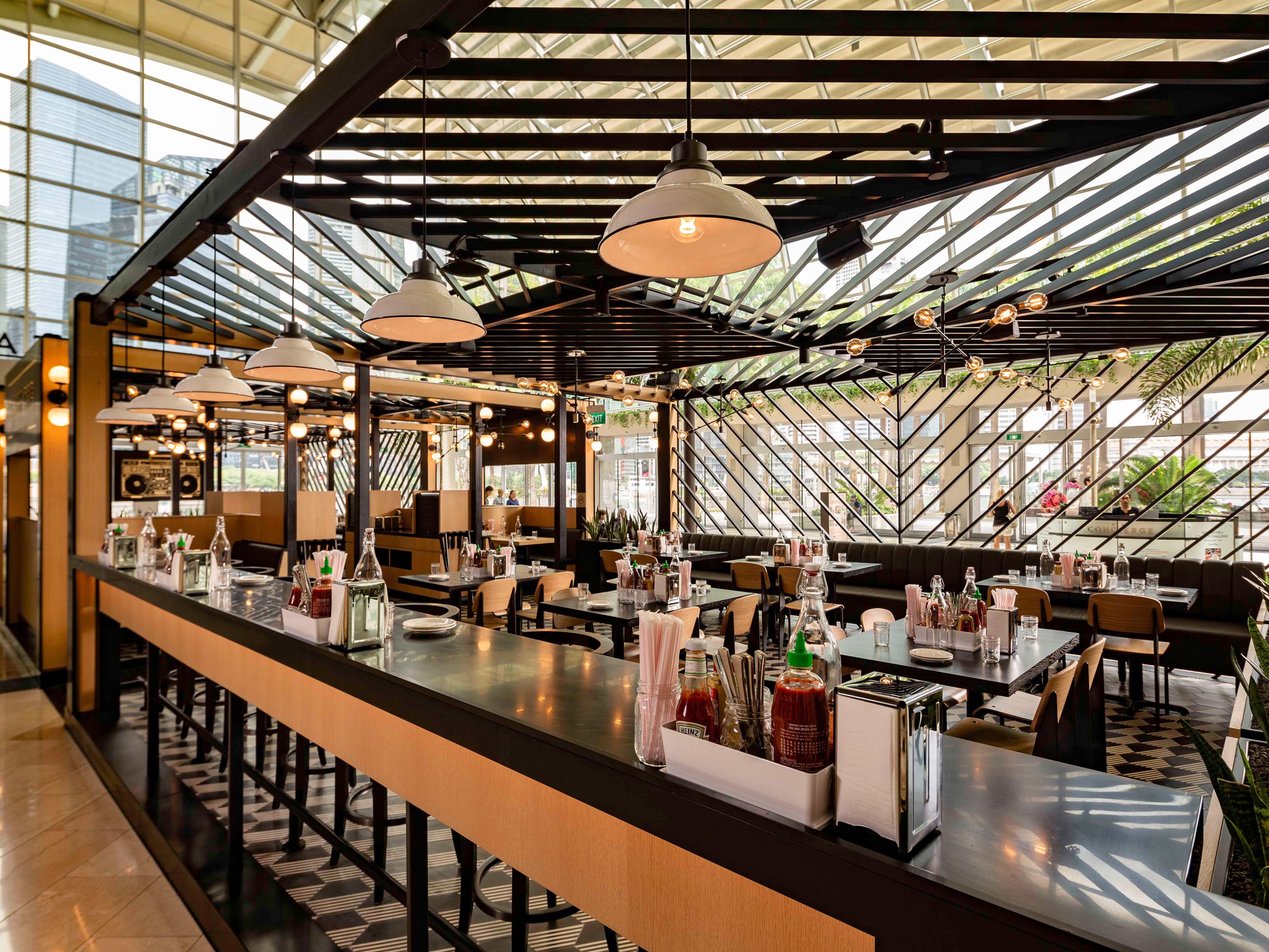 Black Tap Atrium, Marina Bay